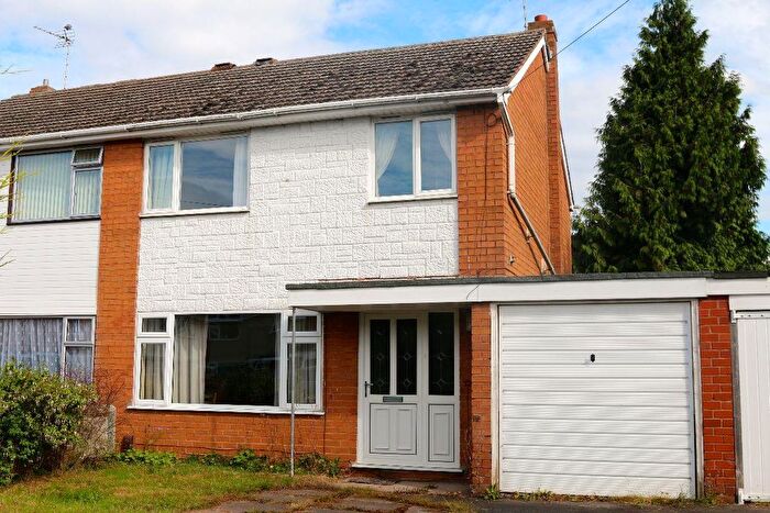 4 Bedroom Semi-Detached House To Rent In Meadow View Road, Newport, TF10