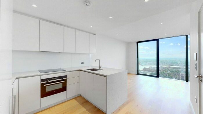 Studio To Rent In Hampton Tower, London, E14