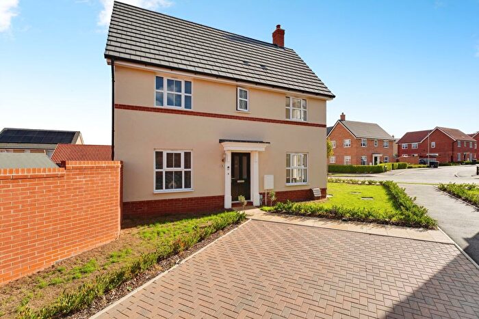3 Bedroom Semi-Detached House For Sale In Emmerson Close, Stowmarket, Suffolk, IP14