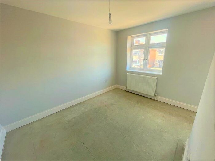 3 Bedroom Terraced House To Rent In Cherry Tree Lane, Rainham, RM13