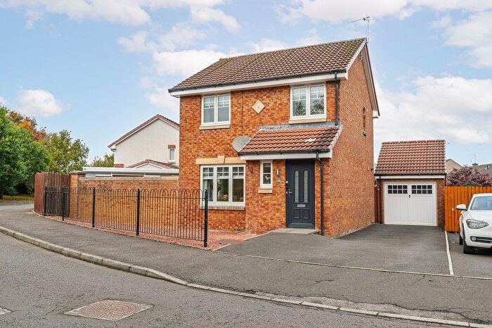 3 Bedroom Detached House For Sale In Harrysmuir Gardens, Pumpherston, EH53