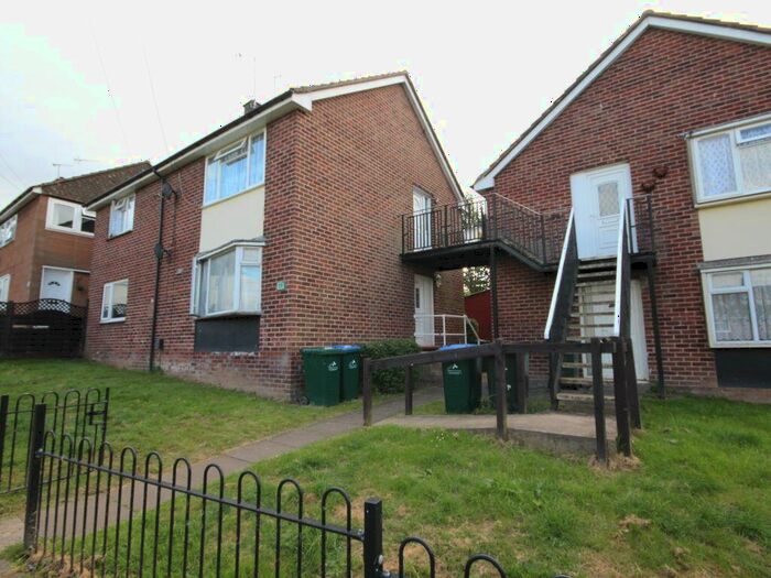 2 Bedroom Maisonette To Rent In Glenrosa Walk, Canley, CV4