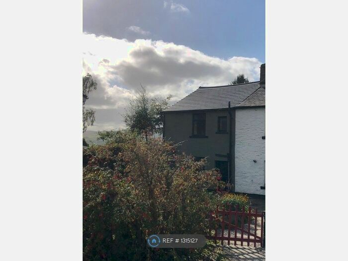 2 Bedroom End Of Terrace House To Rent In Tor View, Haslingden, Rossendale, BB4