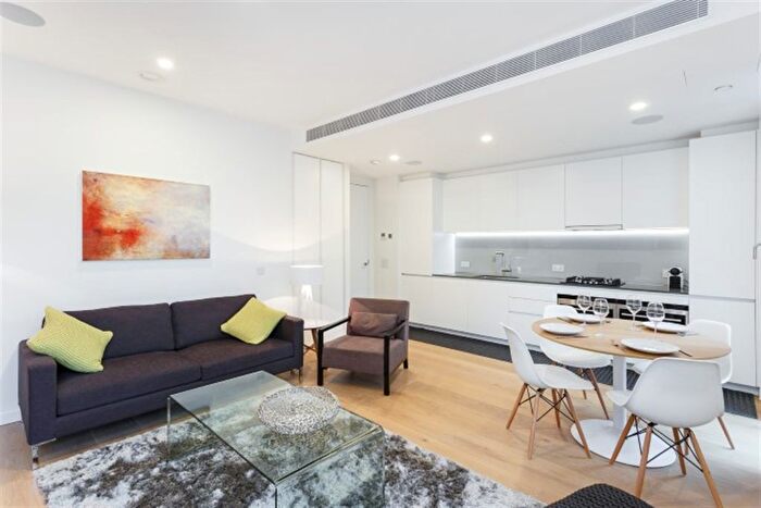 2 Bedroom Flat To Rent In Blackfriars Road, SE1