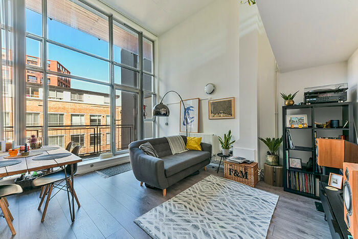 2 Bedroom Apartment To Rent In Ability Plaza, Dalston London, E8