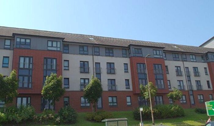 2 Bedroom Flat For Sale In Kincaid Court, Greenock, PA15