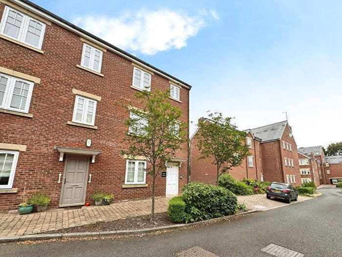 2 Bedroom Flat For Sale In Bowman Drive, Hexham, NE46