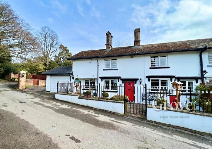 2 Bedroom Cottage For Sale In Monument Lane, Hagley, DY9