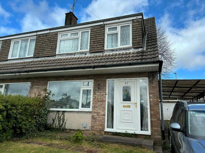 3 Bedroom Semi-Detached House For Sale In Carmarthen Drive, CF38