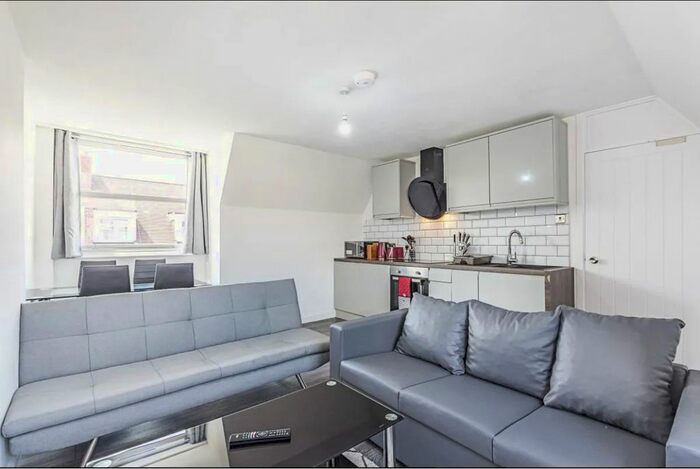 2 Bedroom Flat To Rent In Nisbet House, Homerton High Street, Hackney, E9