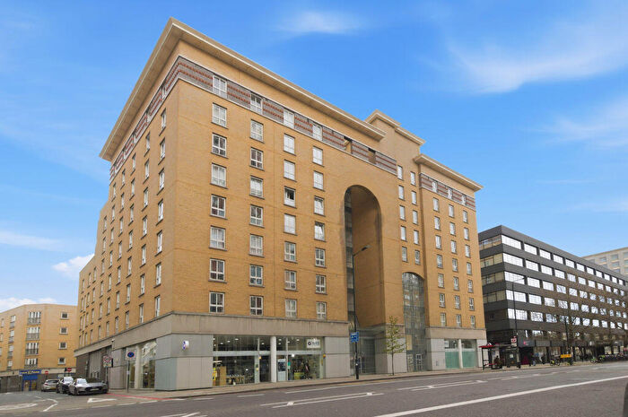 1 Bedroom Flat For Sale In Commercial Road, E1