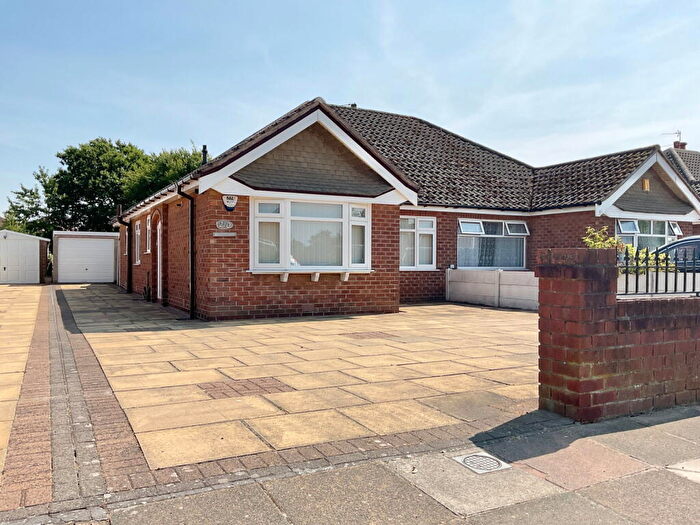 3 Bedroom Semi-Detached Bungalow For Sale In Fylde Road, Marshside, Southport, PR9