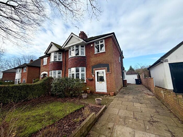 3 Bedroom Semi-Detached House To Rent In Chester Crescent, Newcastle-Under-Lyme, ST5
