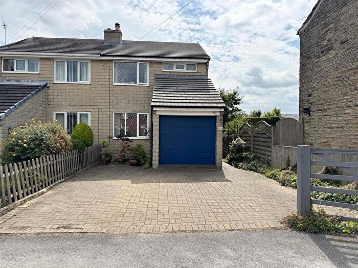3 Bedroom Semi-Detached House For Sale In Warburton, Emley, HD8