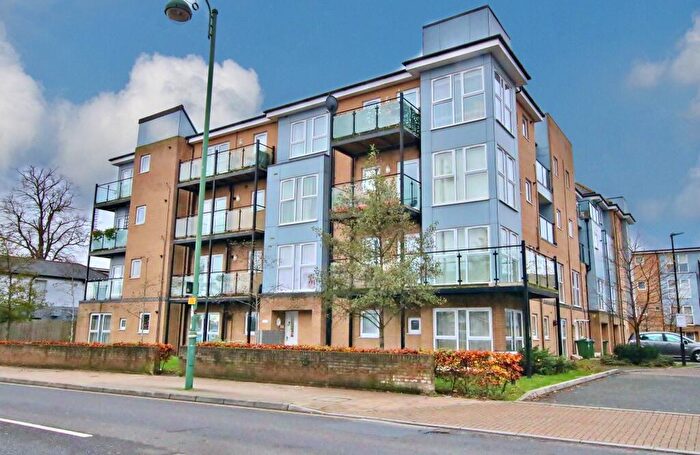 2 Bedroom Flat To Rent In Selby Place, Shirley, SO15