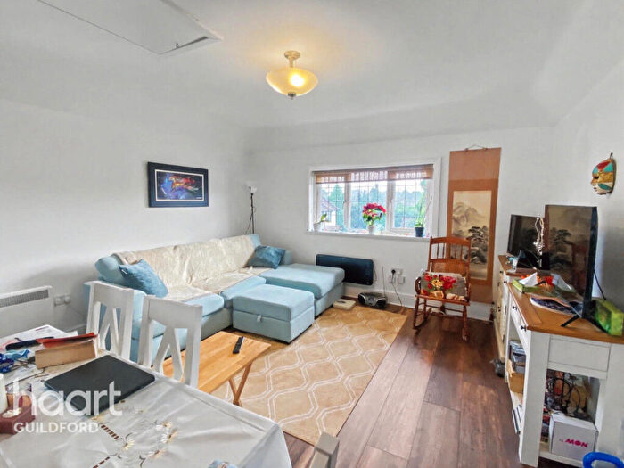 1 Bedroom Apartment For Sale In The Ridge, Woking, GU22