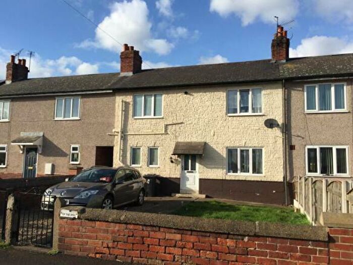2 Bedroom Terraced House To Rent In South Street, Highfields, DN6
