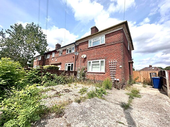 2 Bedroom House To Rent In Spencer Crescent, Oxford, OX4