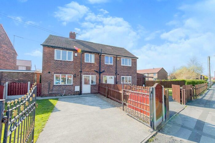 2 Bedroom Semi-Detached House For Sale In Priory Road, Featherstone, Pontefract, WF7