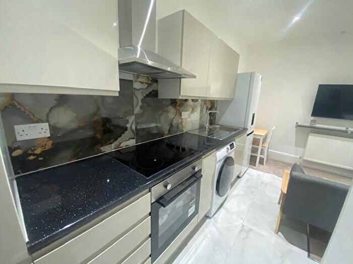 Flat To Rent In The Green, Sidcup, DA14
