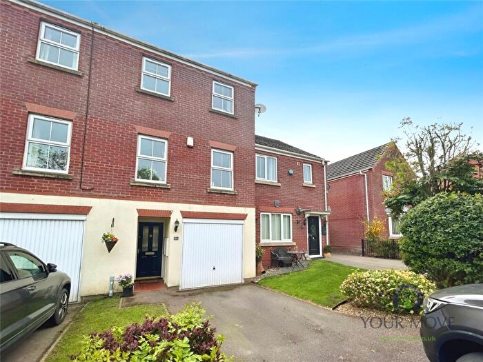 4 Bedroom Terraced House For Sale In Willow Tree Grove, Heron Cross, Stoke On Trent, Staffordshire, ST4