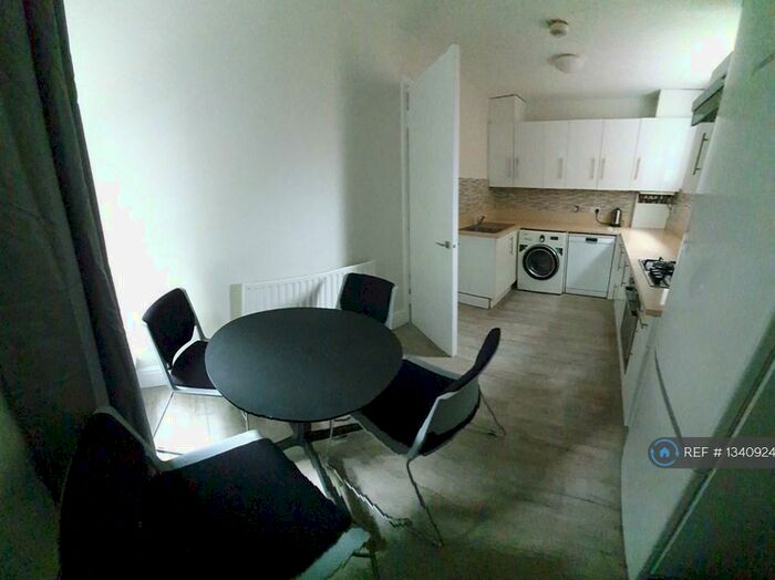 2 Bedroom Flat To Rent In Sussex Way, London, N19