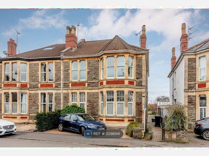 3 Bedroom Flat To Rent In Linden Road, Bristol, BS6