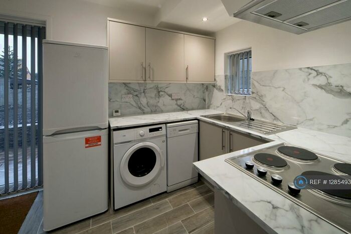 3 Bedroom End Of Terrace House To Rent In Charfield Road, Bristol, BS10