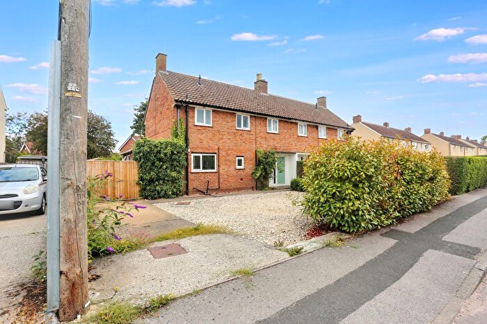 3 Bedroom Semi Detached House For Sale In Fitzalan Road, Bedale, DL8