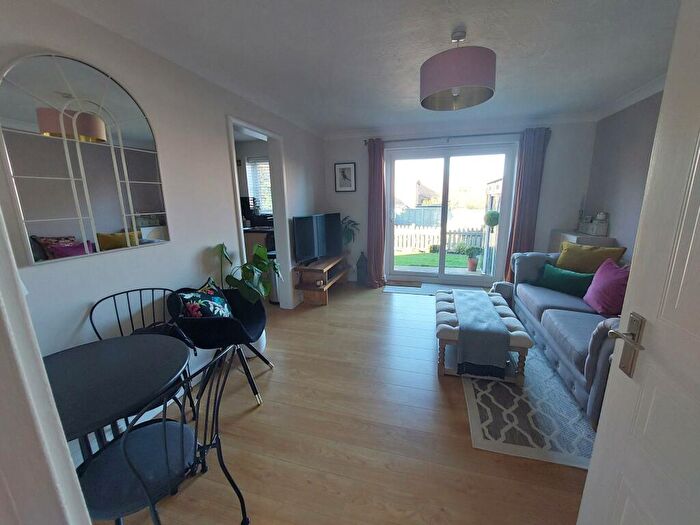 1 Bedroom Flat For Sale In Camellia Drive, Warminster, BA12