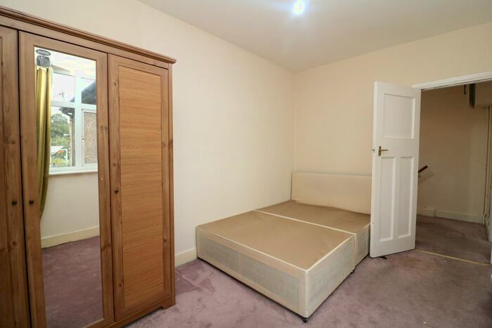 2 Bedroom Maisonette To Rent In Eastfields Road, Mitcham, CR4