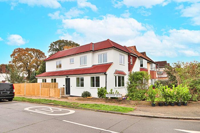 3 Bedroom Semi Detached House For Sale In Motspur Park, New Malden, KT3