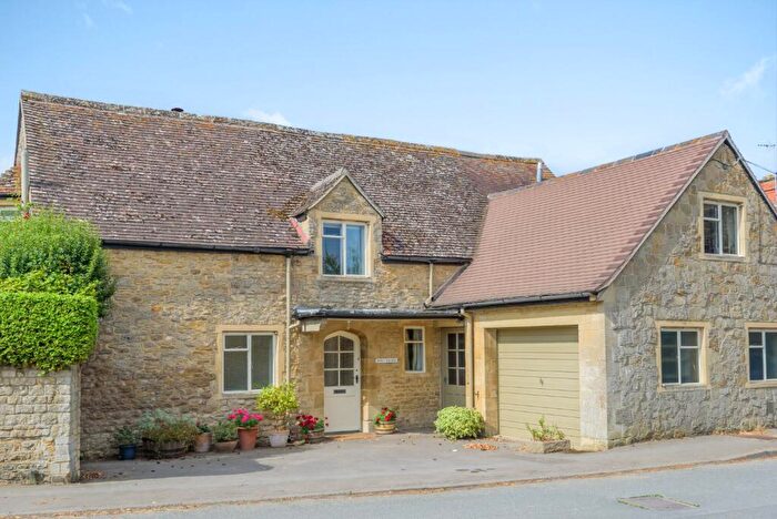 4 Bedroom House To Rent In Church Street, Shellingford, Oxfordshire, SN7