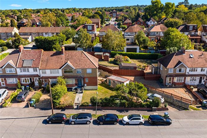 4 Bedroom End Of Terrace House For Sale In Tartar Road, Cobham, Surrey, KT11