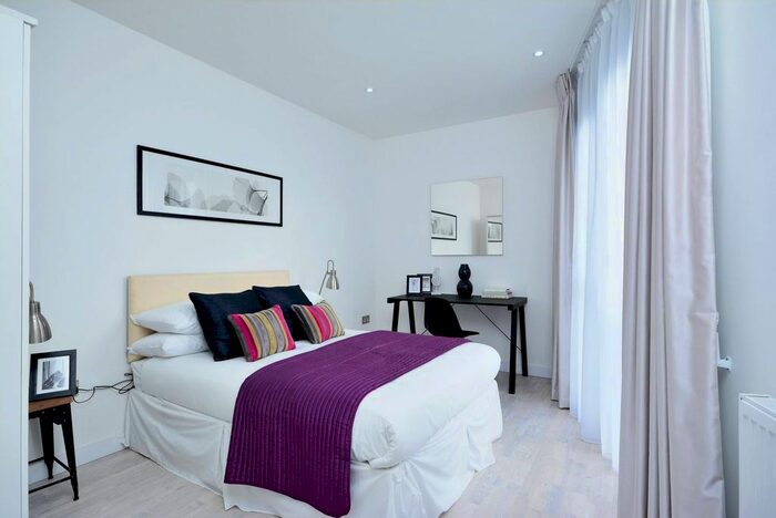 1 Bedroom Flat To Rent In Thessaly Road, Nine Elms, London, SW8