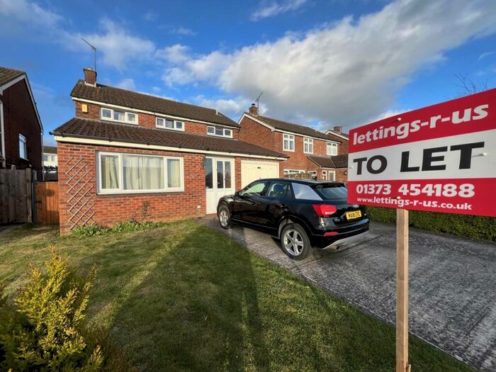 5 Bedroom Detached House To Rent In Trowbridge, North Bradley, BA14