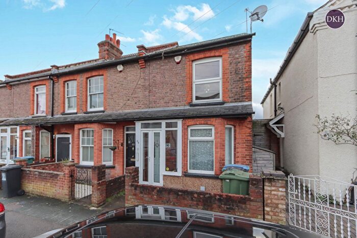 3 Bedroom End Of Terrace House To Rent In Bradshaw Road, Watford, Hertfordshire, WD24