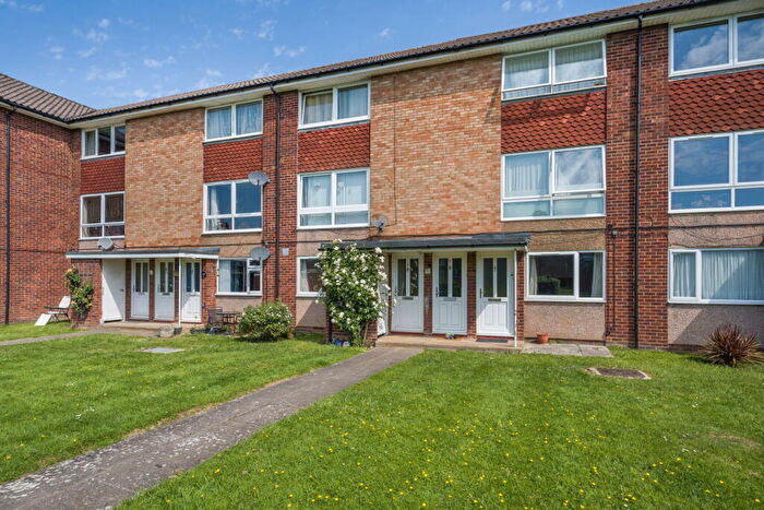 2 Bedroom Apartment For Sale In Edgeworth, Miserden Road, Cheltenham, GL51