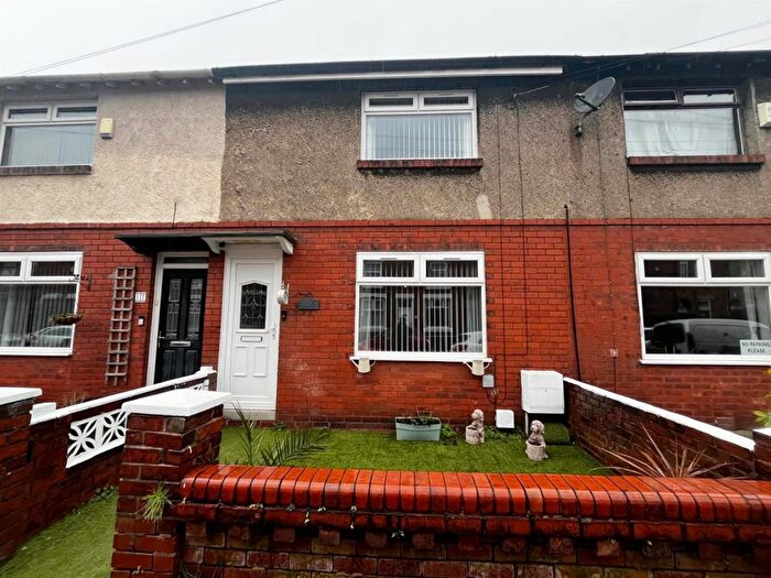 2 Bedroom Terraced House For Sale In Cowper Street, Ashton-Under-Lyne, OL6