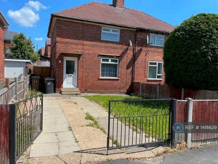 3 Bedroom Semi-Detached House To Rent In St. James Avenue, Ilkeston, DE7