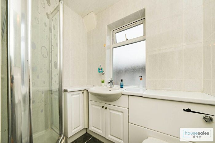 3 Bedroom Terraced House For Sale In Colwyn Street, Birkenhead, CH41