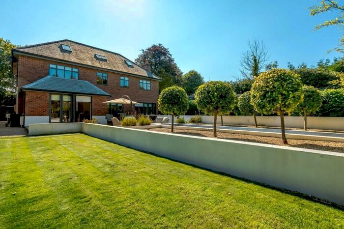 5 Bedroom Detached House For Sale In Owermoigne, DT2