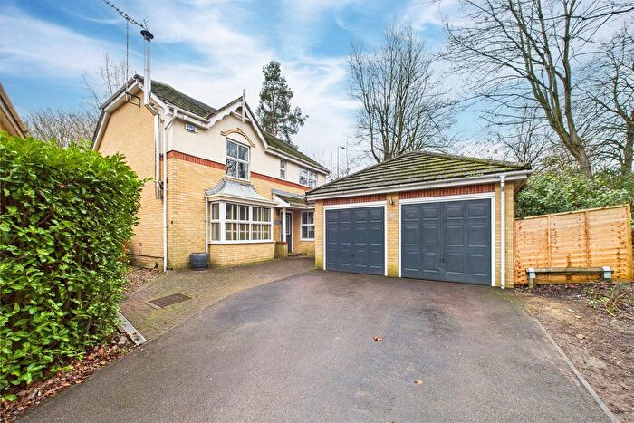 4 Bedroom Detached House For Sale In Neuman Crescent, Bracknell, Berkshire, RG12