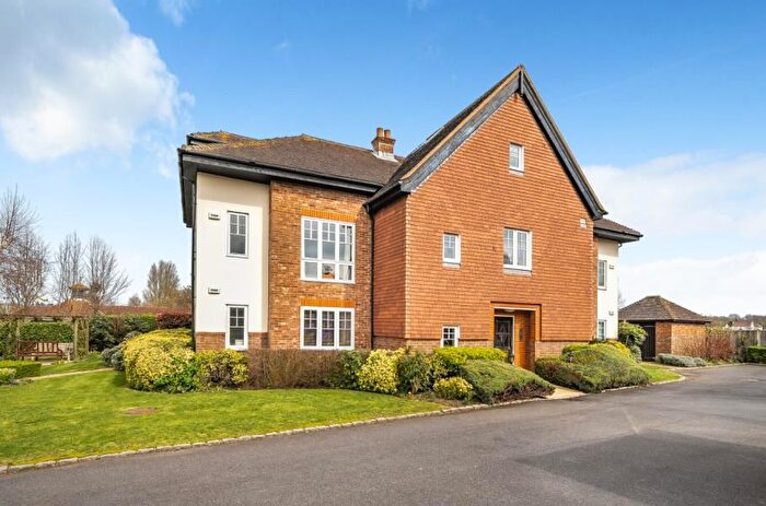 2 Bedroom Flat To Rent In Copse Edge, New Inn Lane, Burpham, Guildford, GU4