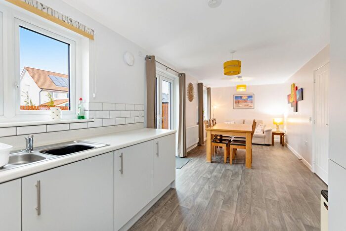 4 Bedroom Detached House For Sale In Brodie Place, East Calder, Livingston, EH53