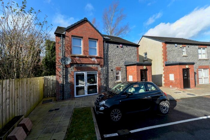 2 Bedroom Flat For Sale In Newtownbreda Grove, Belfast, County Antrim, BT8