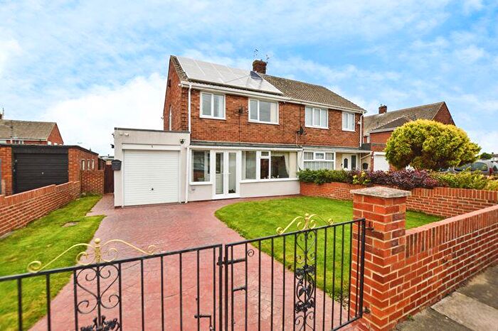 3 Bedroom Semi-Detached House For Sale In Prestdale Avenue, Blyth, NE24