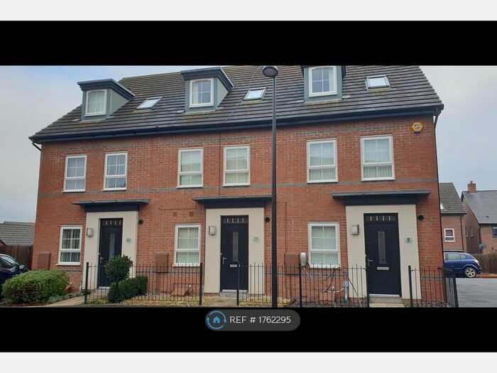4 Bedroom Terraced House To Rent In Daker Row, Lawley Village, Telford, TF4
