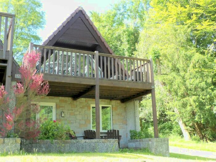 3 Bedroom Terraced House For Sale In Valley Lodges, Honicombe Park, Callington, PL17