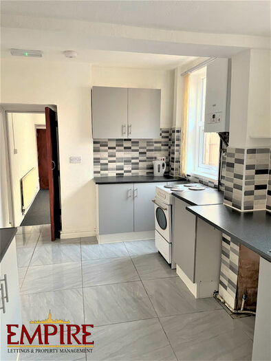 5 Bedroom House To Rent In Slade Road, Erdington, B23